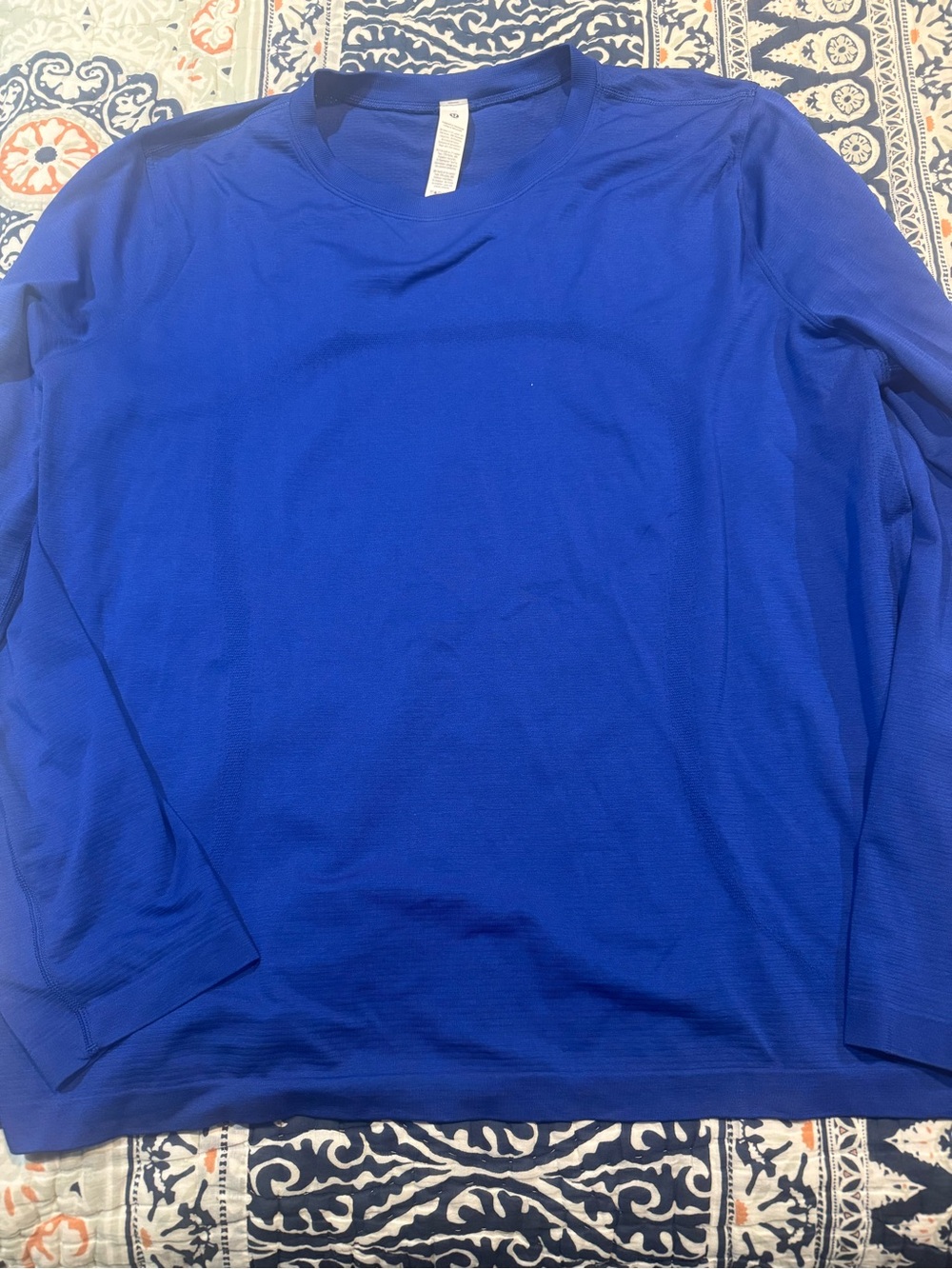 lululemon athletica relaxed long sleeve swiftly.  Clubhouse blue / jet stream.